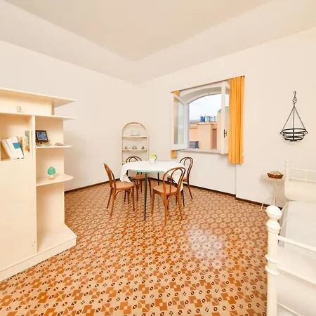 Apartment 80075 *